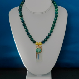 Natural Stones Green Agate Necklace
